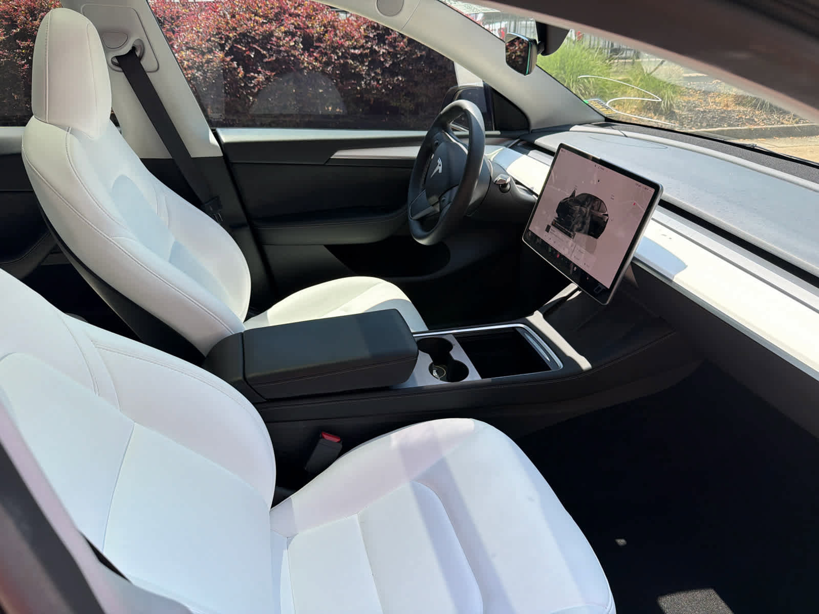 Used 2023 Tesla Model Y Performance AWD/4WD image 3