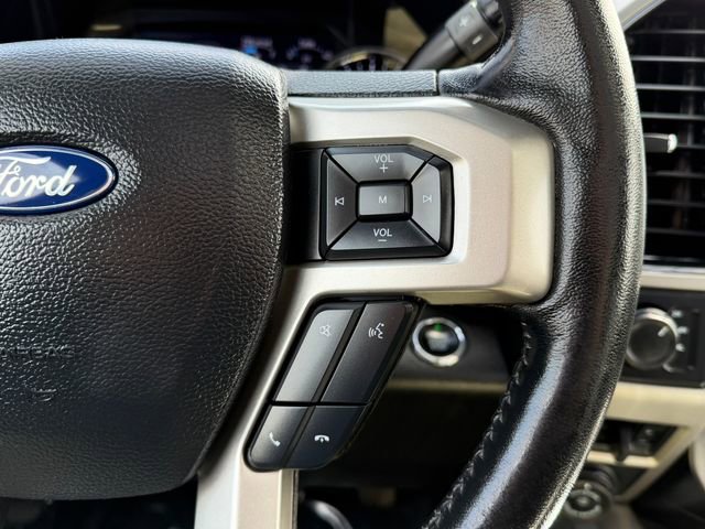 Used 2020 Ford F350 Lariat image 19