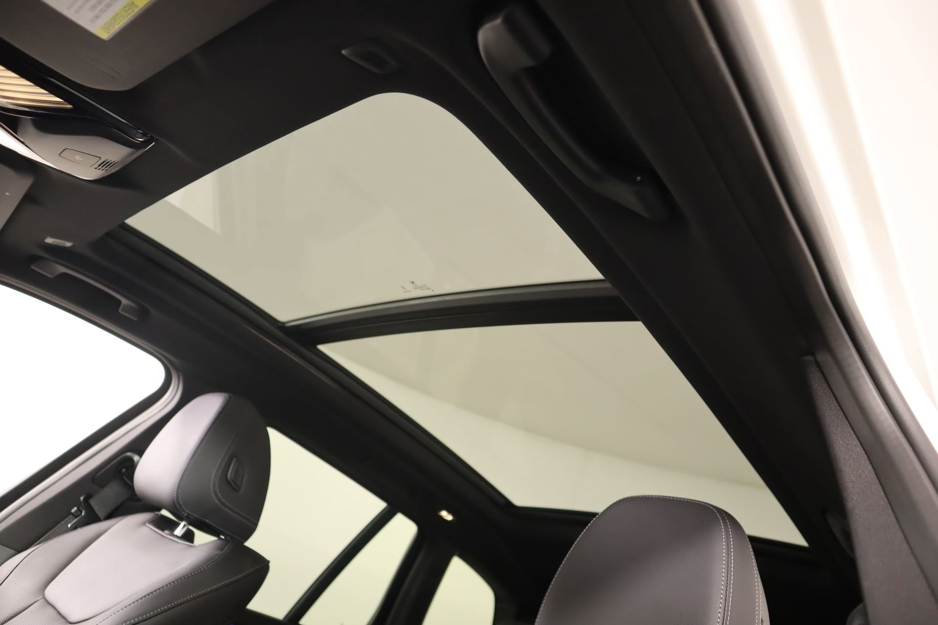 Used 2024 BMW X3 xDrive30i w/ Premium Package AWD/4WD image 16