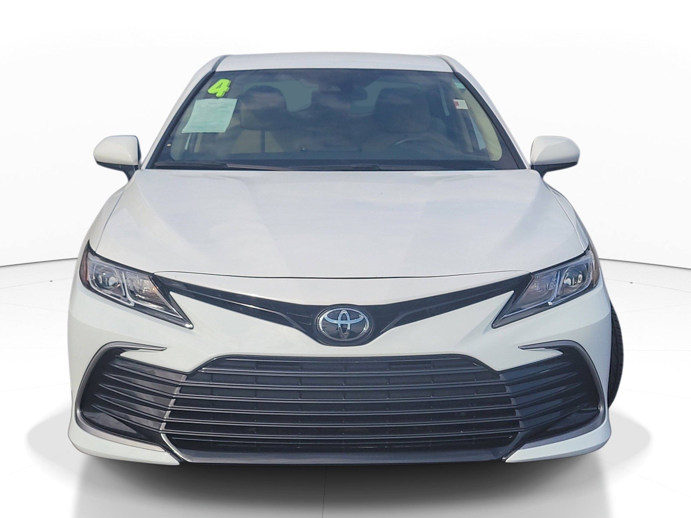 Used 2024 Toyota Camry LE image 2