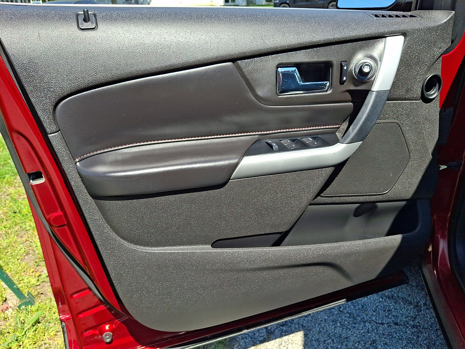 Used 2013 Ford Edge Limited AWD/4WD image 13
