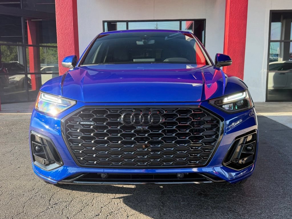 Used 2024 Audi Q5 2.0T Premium Plus w/ Premium Plus Package AWD/4WD image 3