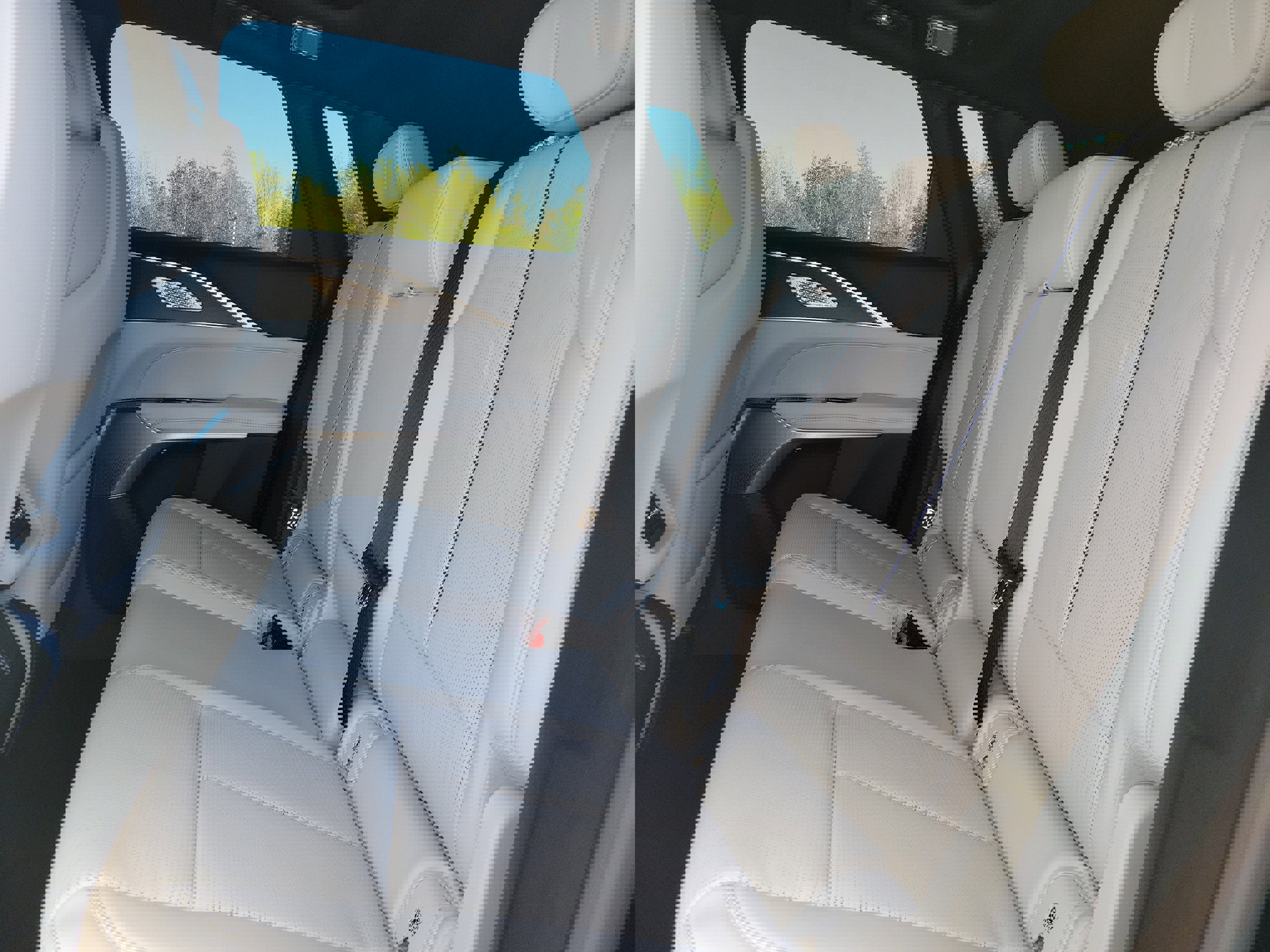 New 2026 Cadillac Lyriq Premium Luxury image 16