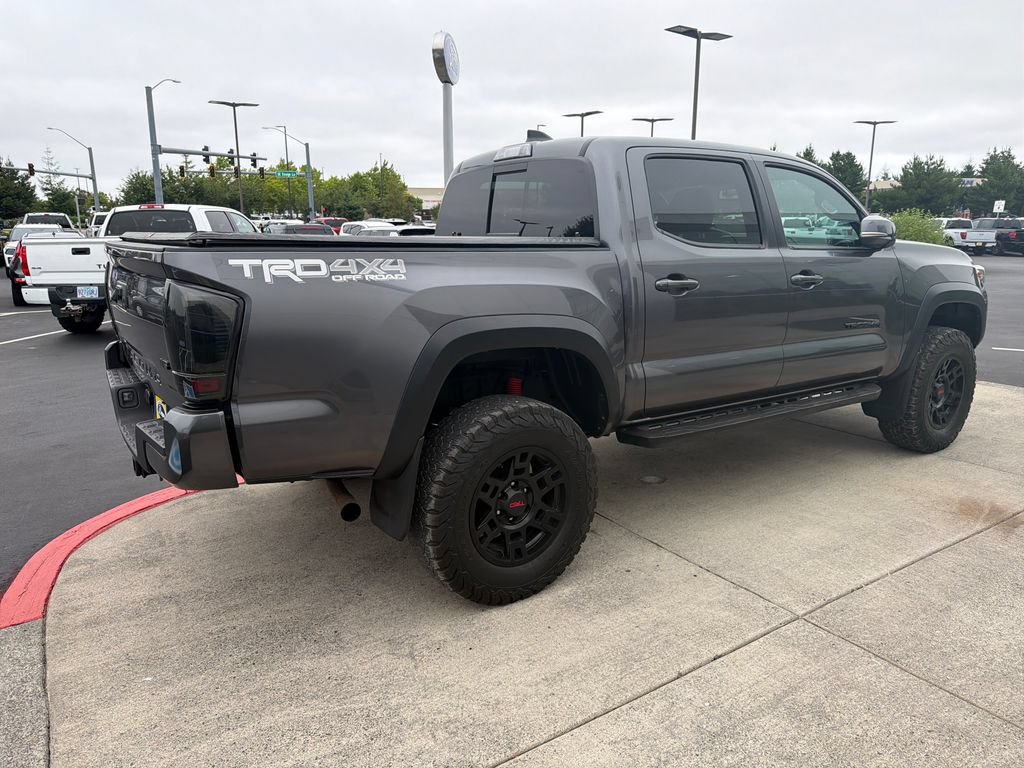 Used 2020 Toyota Tacoma TRD Off-Road AWD/4WD image 4