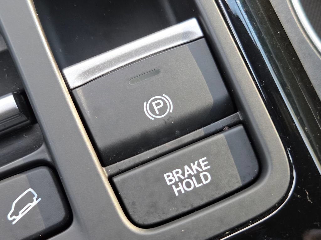 Used 2023 Honda Pilot Sport image 10