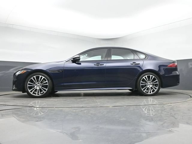 Used 2024 Jaguar XF R-Dynamic SE AWD/4WD image 36