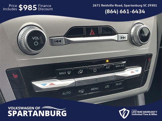 Used 2022 Ford Explorer XLT image 29