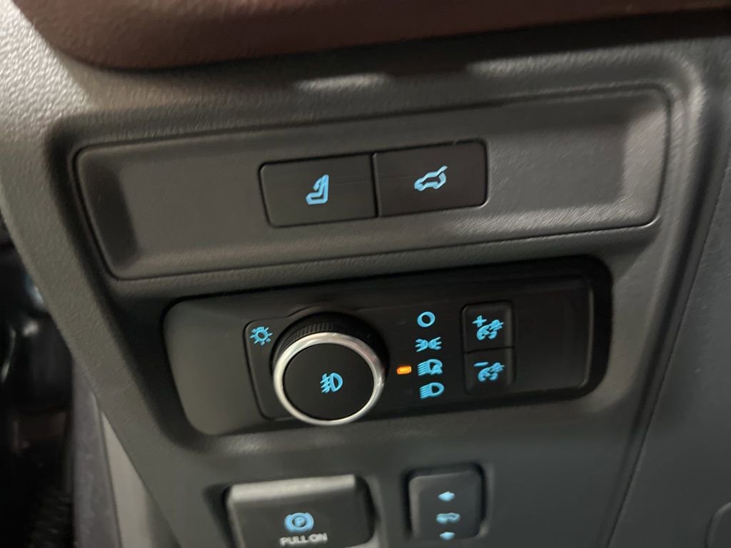 Used 2024 Ford Expedition Limited image 27