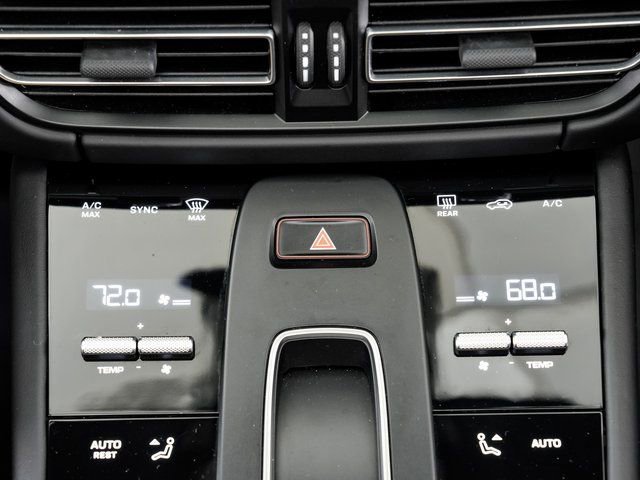 Certified 2024 Porsche Macan GTS image 21