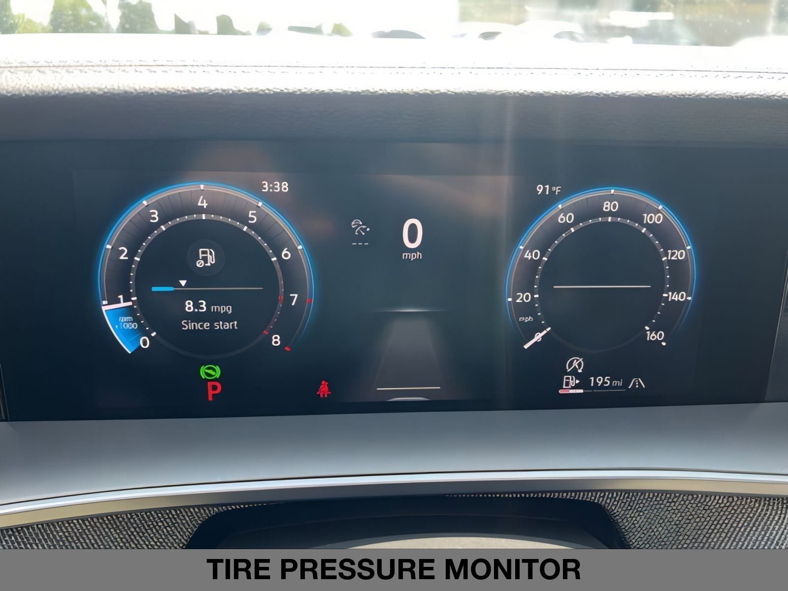 New 2025 Volkswagen Tiguan S AWD/4WD image 21