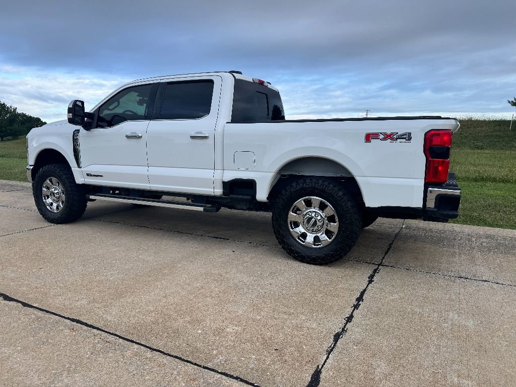 Used 2024 Ford F250 Lariat w/ Chrome Package image 10