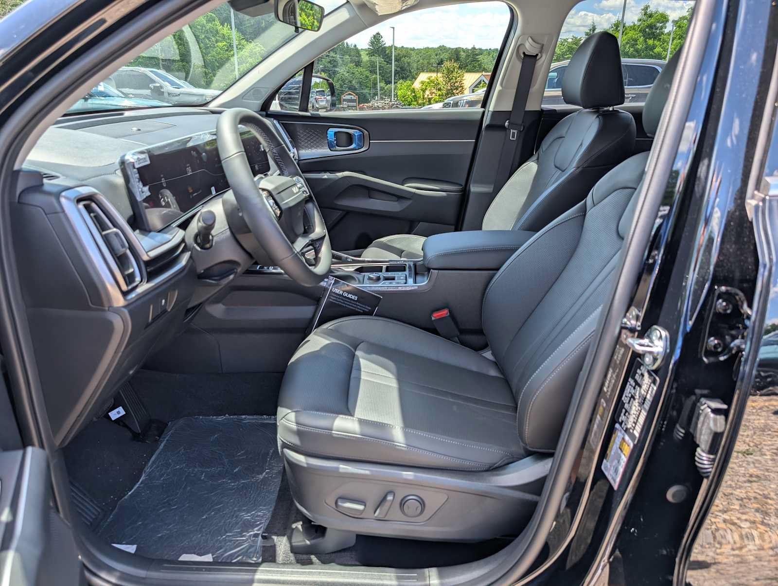 New 2026 Kia Sorento S AWD/4WD image 4
