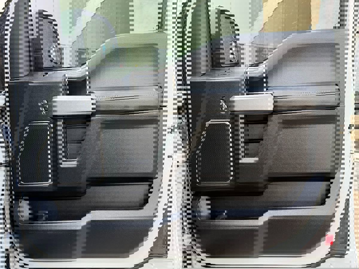 Used 2017 Ford F150 Raptor w/ Equipment Group 802A Luxury image 40