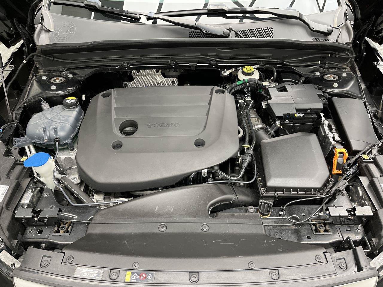 Used 2023 Volvo XC40 B5 Core AWD/4WD image 24