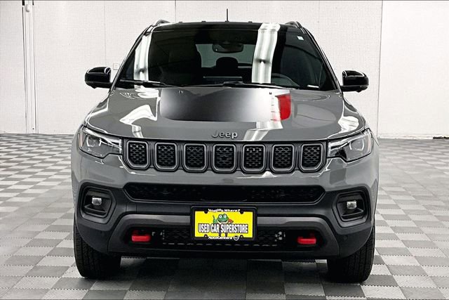 Used 2024 Jeep Compass Trailhawk w/ Trailhawk Elite Group image 4