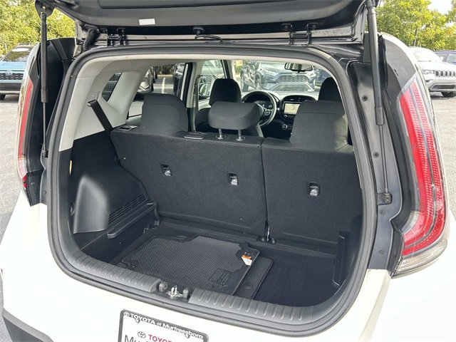 Used 2024 Kia Soul S image 12