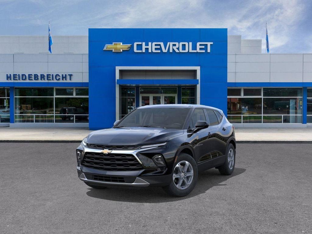New 2026 Chevrolet Blazer LT w/ LPO, Floor Liner Package FWD image 8