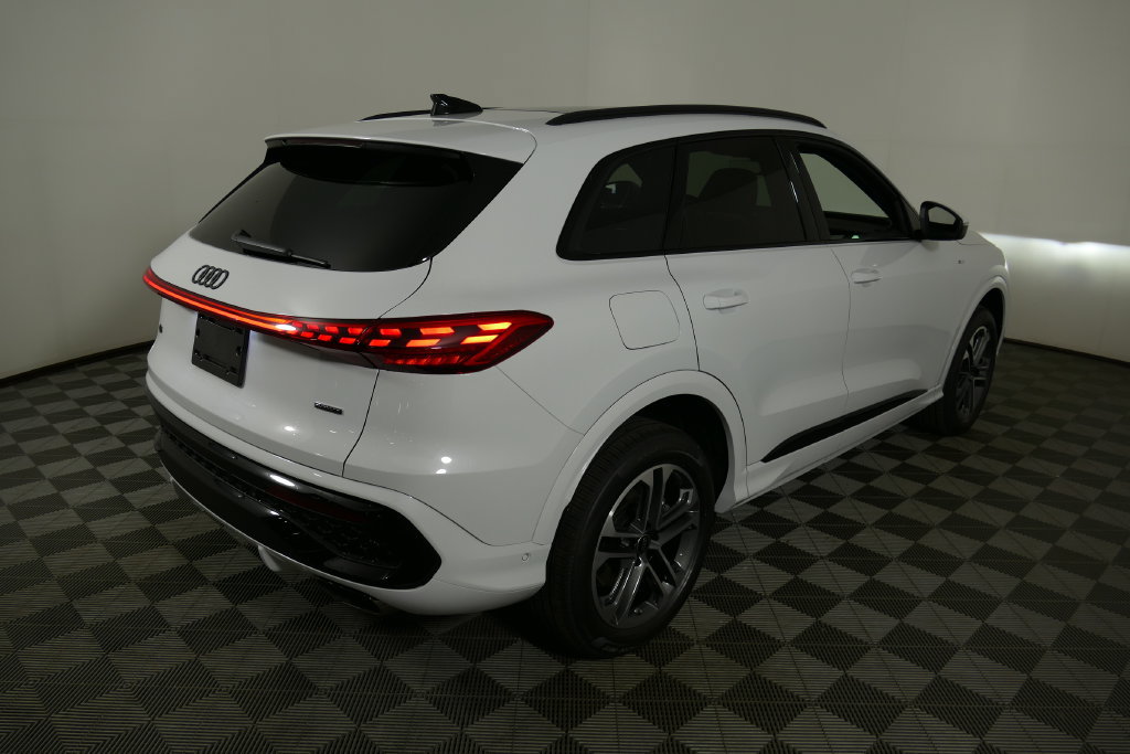 New 2026 Audi Q5 2.0T AWD/4WD image 3