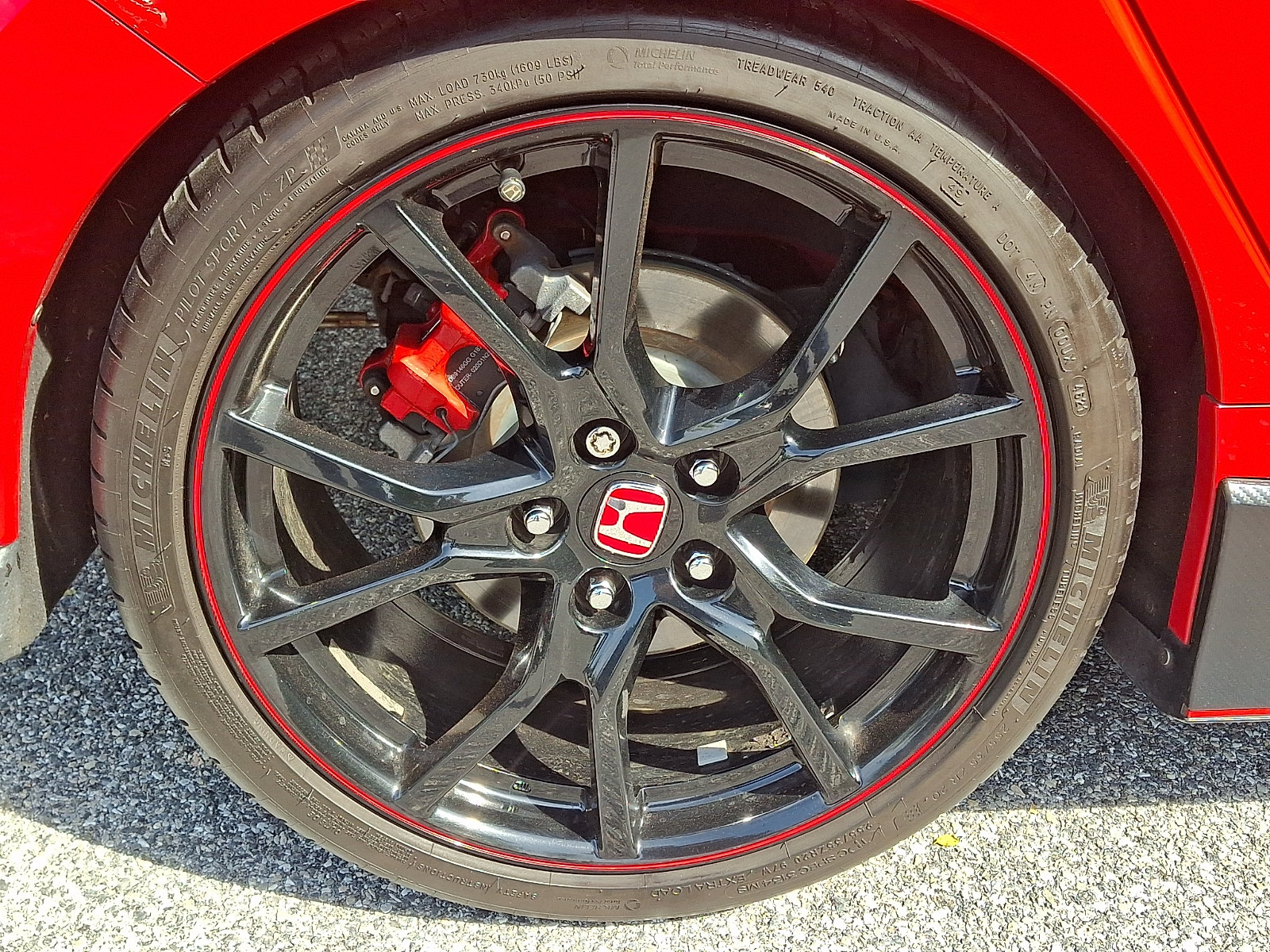 Used 2017 Honda Civic Type R image 9