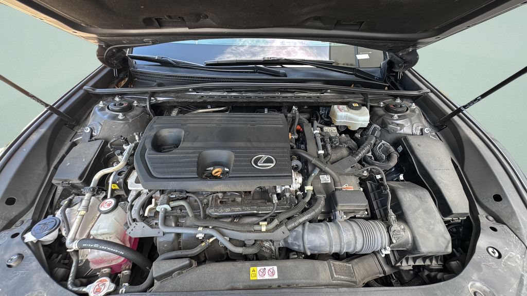 Used 2022 Lexus ES 300h F Sport w/ Accessory Package 2 FWD image 26