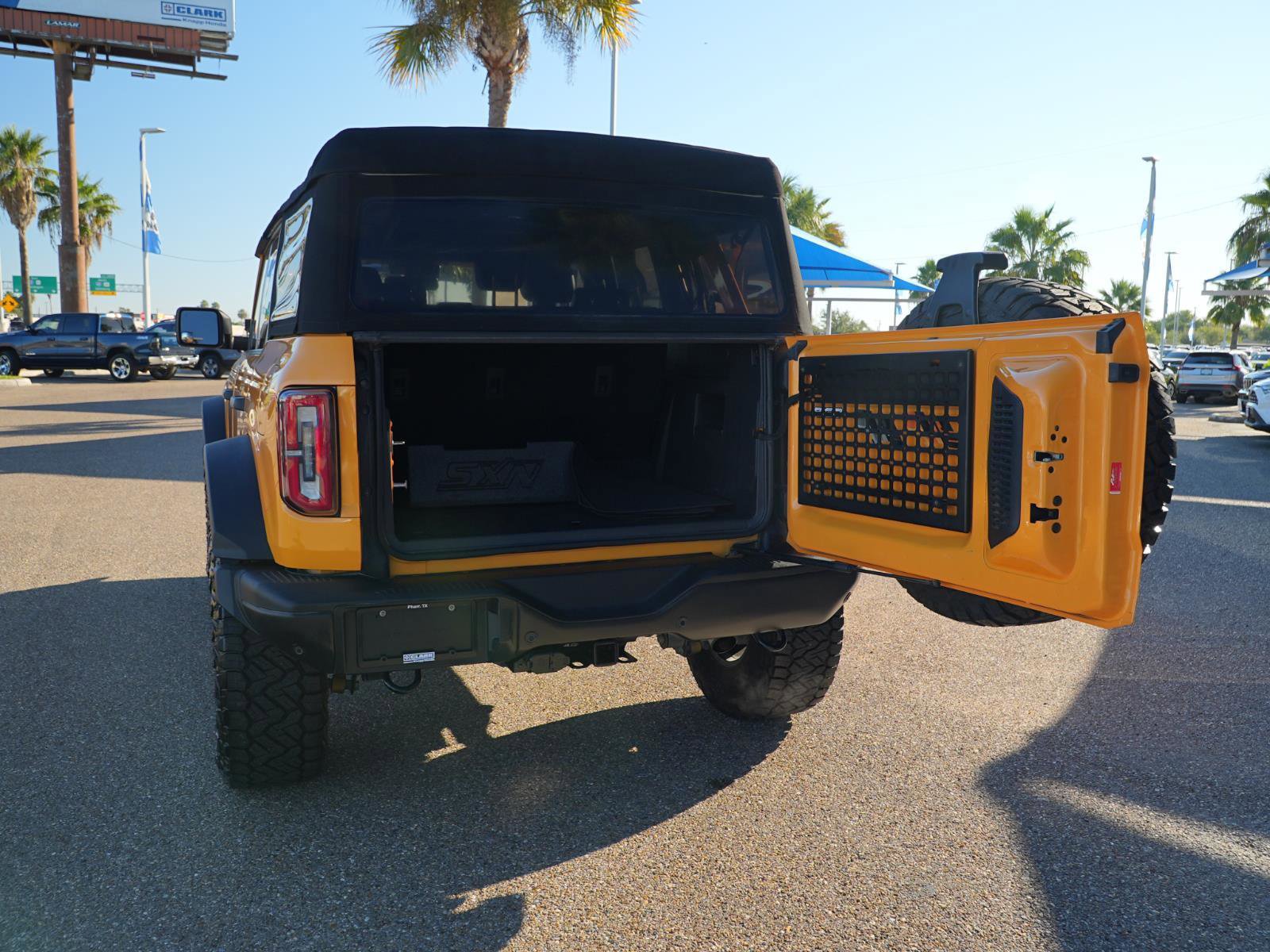 Used 2021 Ford Bronco Badlands w/ Sasquatch Package image 7