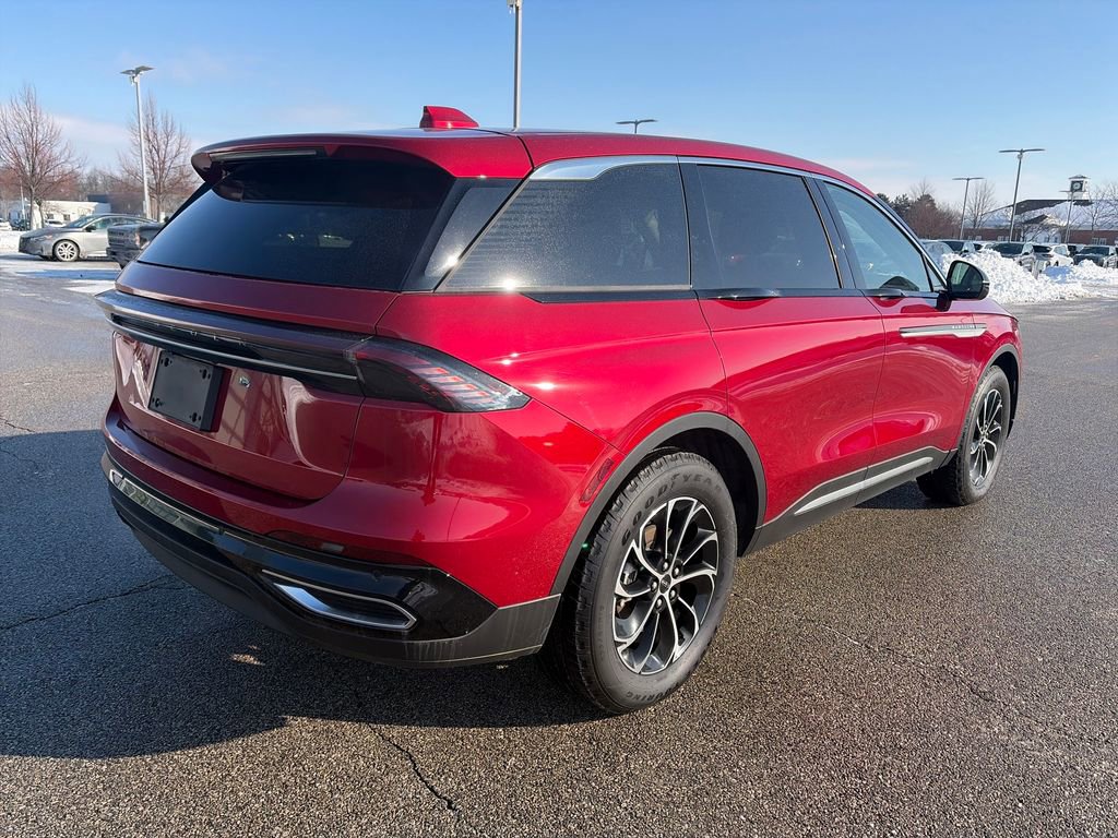 Used 2025 Lincoln Nautilus Premier w/ Equipment Group 102A AWD/4WD image 7