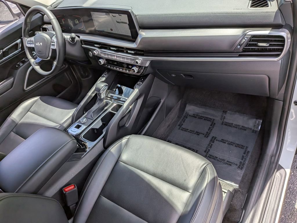 Used 2025 Kia Telluride S FWD image 31