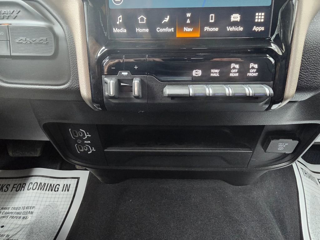 Used 2024 RAM 2500 Laramie AWD/4WD image 24