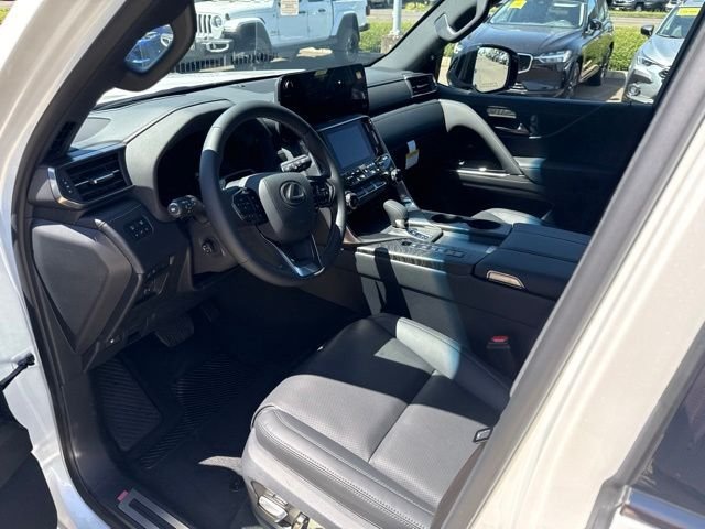 New 2026 Lexus LX 700h Overtrail AWD/4WD image 11
