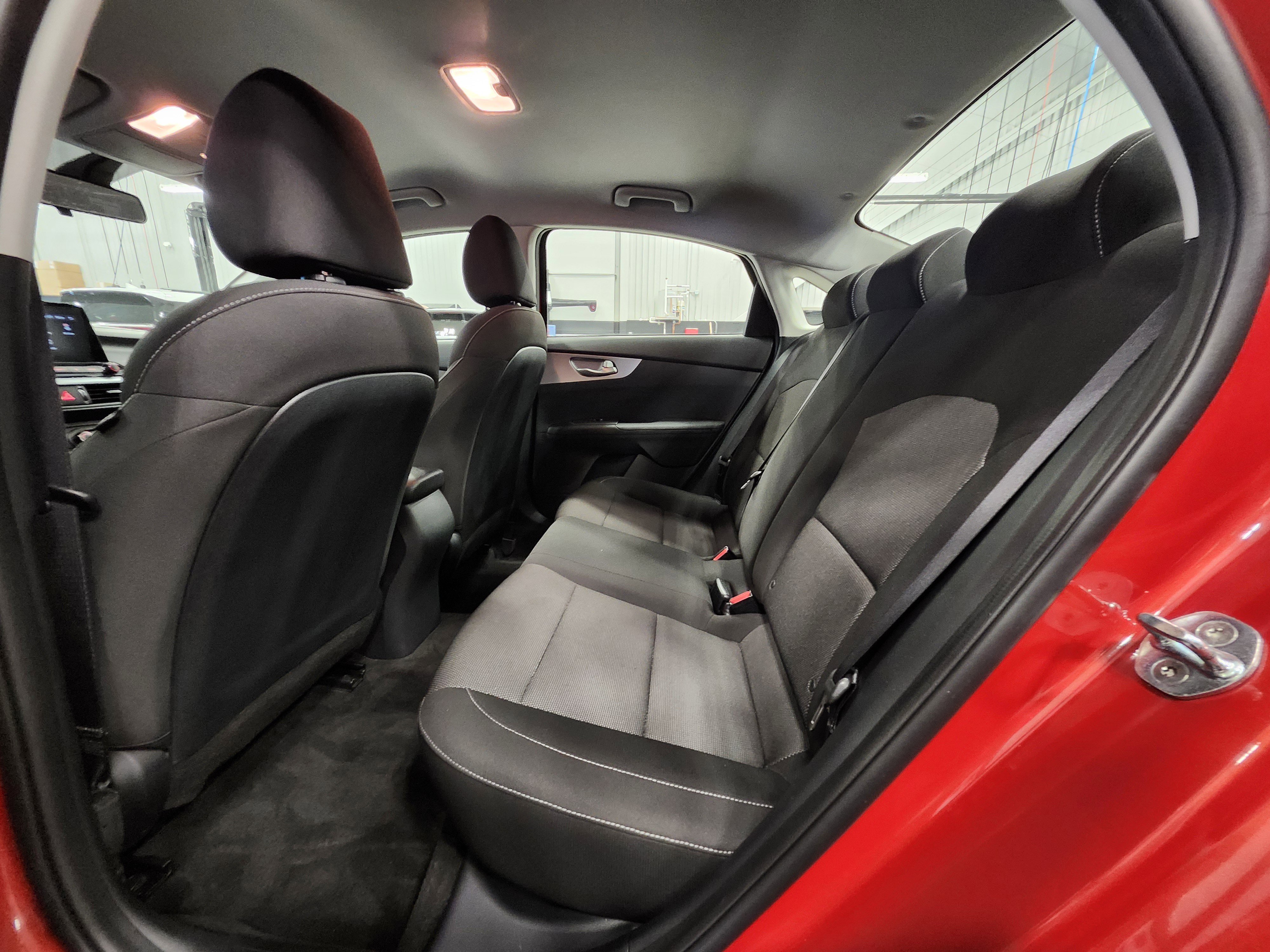 Certified 2022 Kia Forte LXS w/ LXS Technology Package image 21