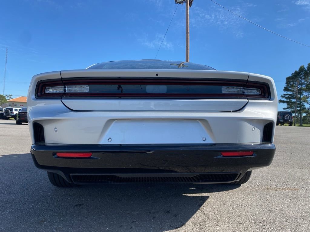 New 2024 Dodge Charger R/T w/ Plus Group image 16