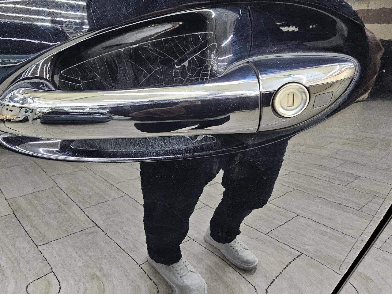 Used 2011 Mercedes-Benz GL 450 4MATIC image 13