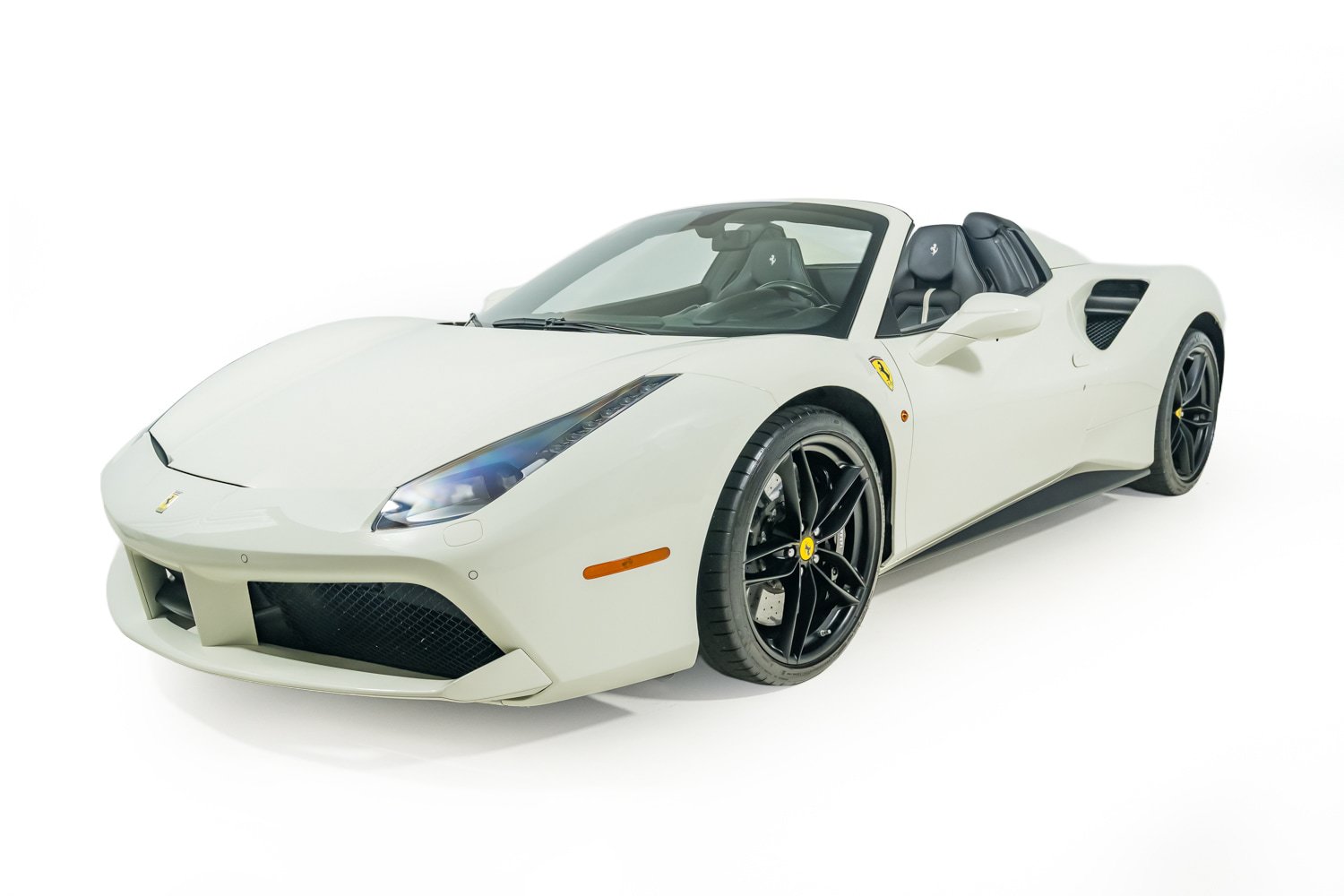 Used 2018 Ferrari 488 Spider RWD image 14