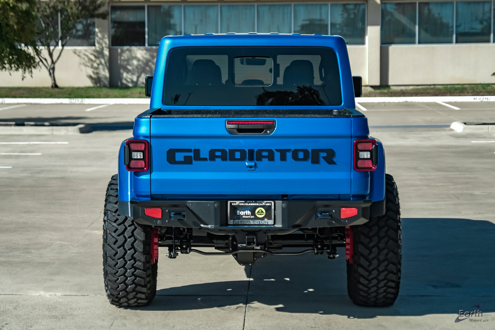 Used 2023 Jeep Gladiator Rubicon w/ LED Lighting Group AWD/4WD image 16