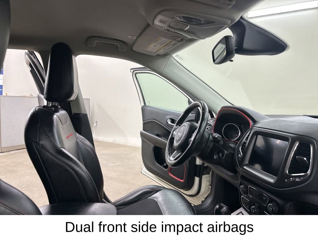 Used 2019 Jeep Compass Trailhawk AWD/4WD image 21