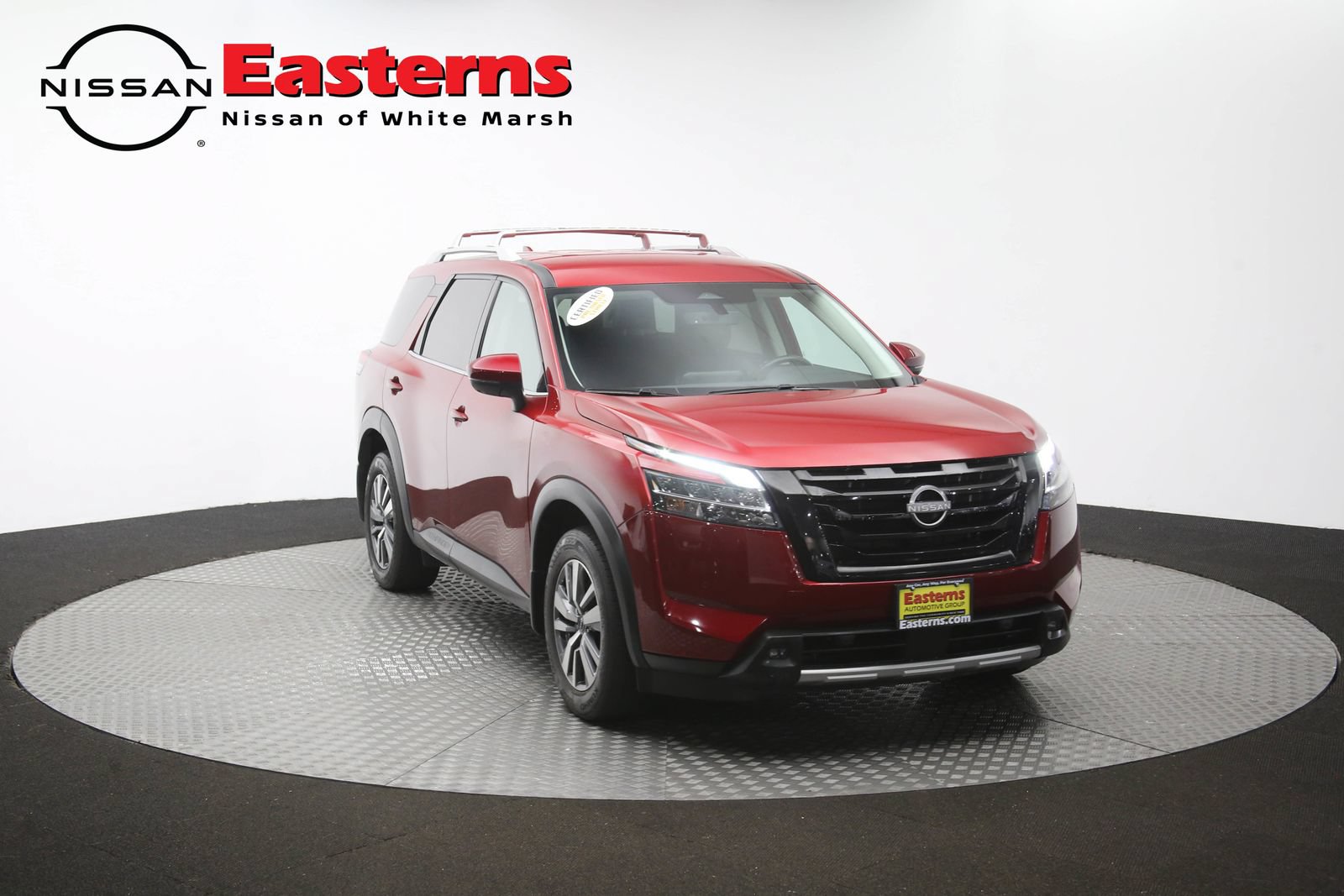 Used 2023 Nissan Pathfinder SL w/ Lighting Package (N92) AWD/4WD image 46