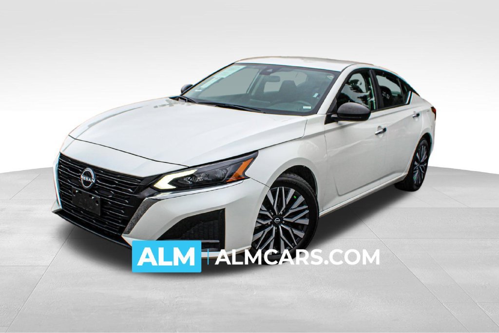 Used 2024 Nissan Altima 2.5 SV
