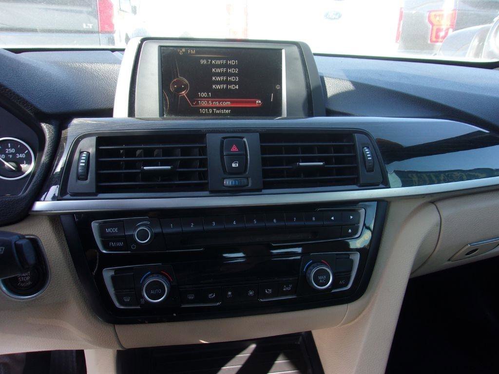 Used 2017 BMW 430i Convertible image 13