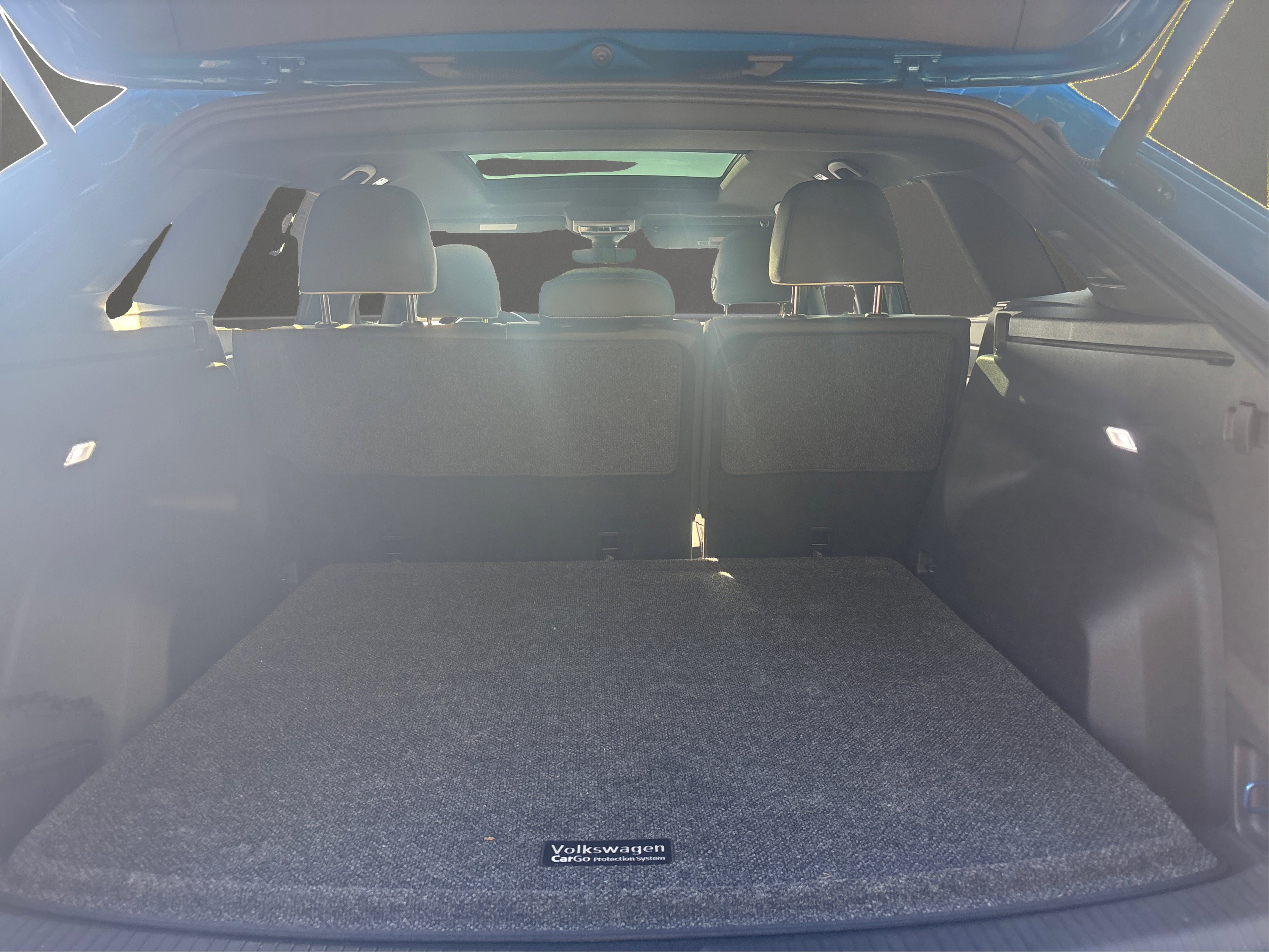 Used 2025 Volkswagen Atlas Cross Sport SEL Premium R-Line image 15