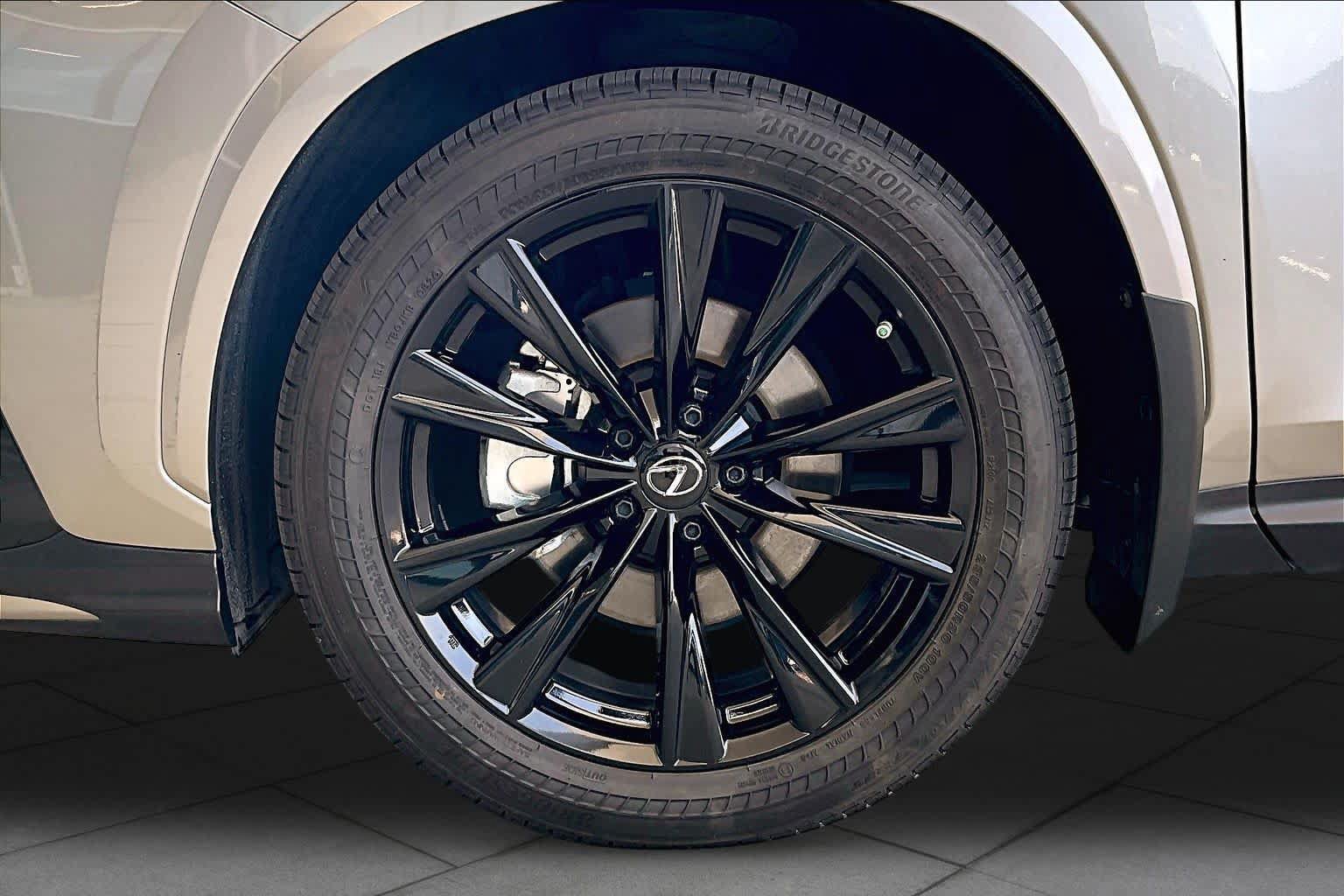 Used 2024 Lexus NX 350 F Sport AWD/4WD image 11