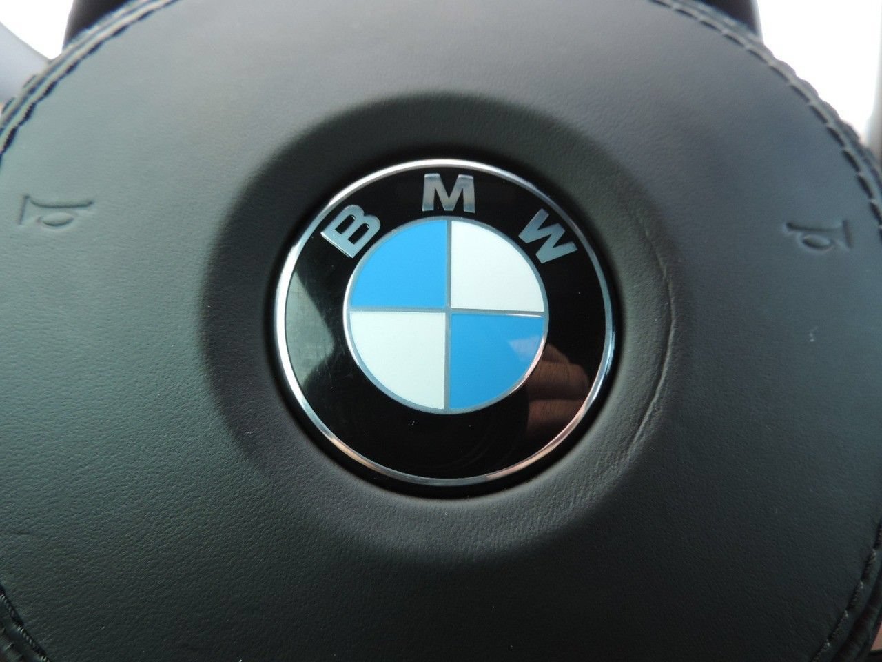 Used 2025 BMW X4 xDrive30i w/ Premium Package AWD/4WD image 29