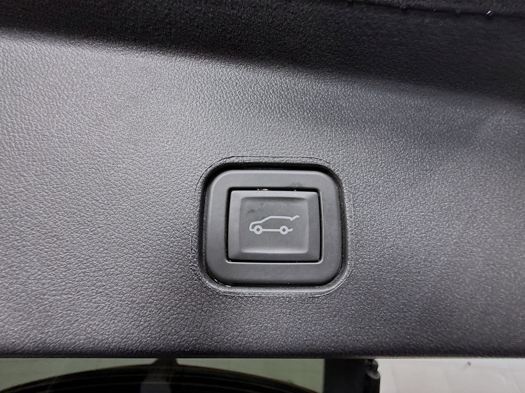 Used 2024 Cadillac Lyriq Luxury w/ LPO, Floor Liner Package AWD/4WD image 42