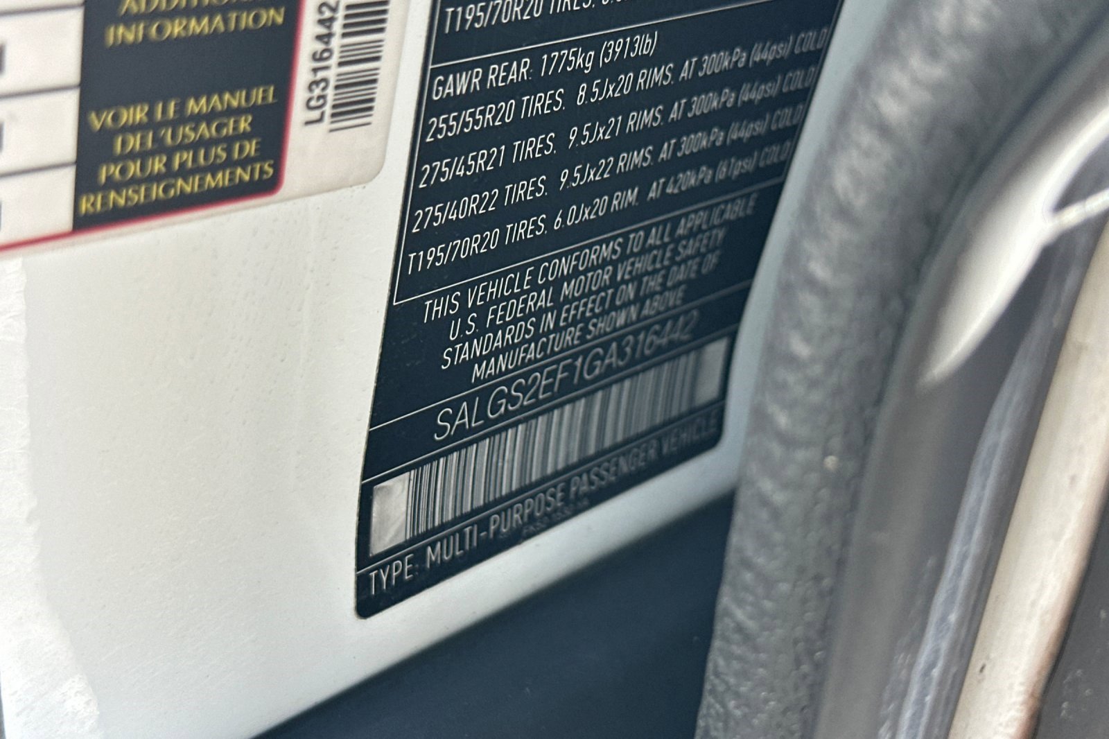 Used 2016 Land Rover Range Rover Supercharged image 37