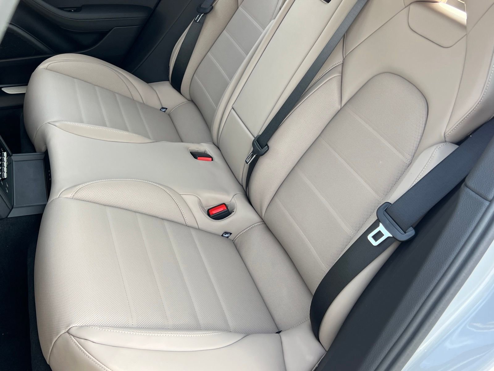 New 2026 Porsche Panamera 4 image 18