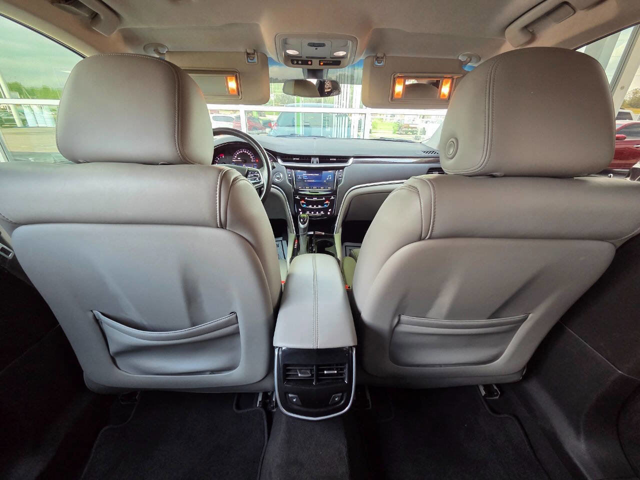 Used 2016 Cadillac XTS Luxury image 26