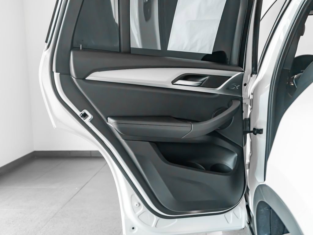 Used 2021 BMW X4 xDrive30i w/ Premium Package 3 image 22