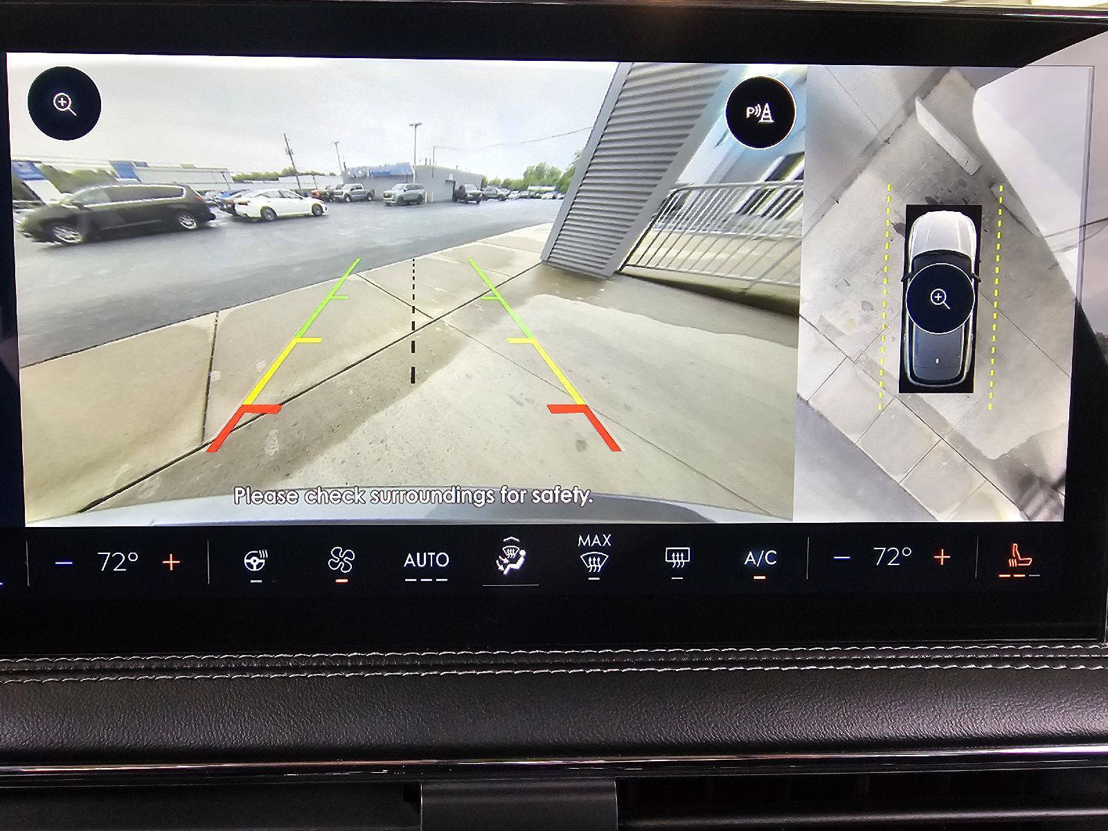 Used 2025 Lincoln Corsair AWD w/ Equipment Group 101A image 28