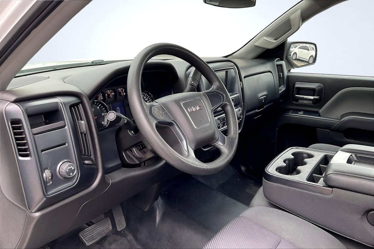 Used 2018 GMC Sierra 1500 2WD Regular Cab image 11