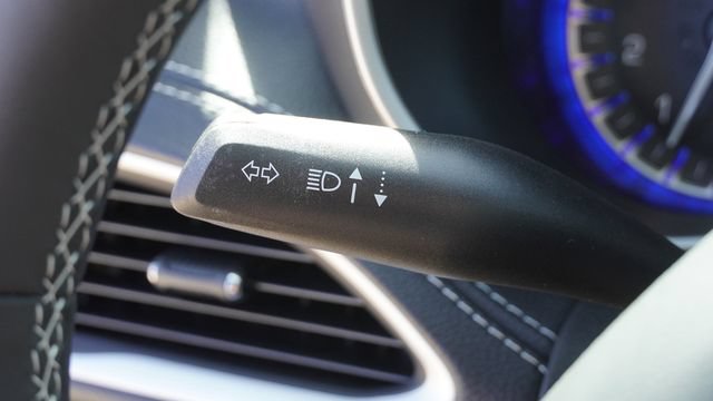 New 2026 Chrysler Pacifica Select FWD image 29