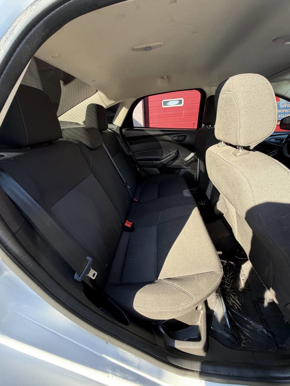 Used 2018 Ford Focus S FWD image 33